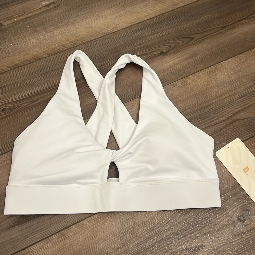 NEW Fabletics Sports Bra Large